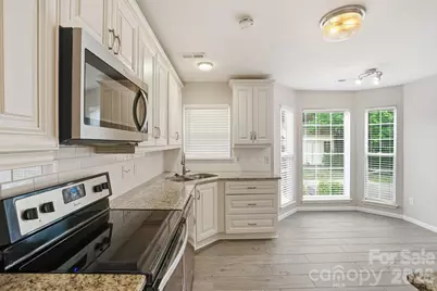 6914 Weirton Place, Charlotte, NC 28226 - Photo 13