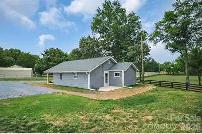 2702 W Stage Coach Trail, Shelby, NC 28150 - Photo 9
