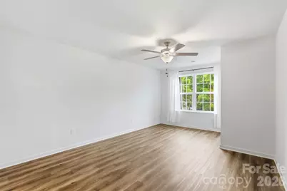 443 Dawn Circle, Charlotte, NC 28213 - Photo 23