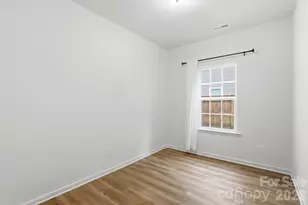 443 Dawn Cir, Charlotte, NC 28213 - Photo 13