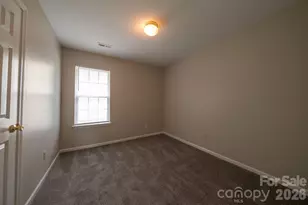 6627 Nevin Glen Dr, Charlotte, NC 28269 - Photo 7