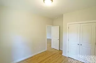 817 W Davidson Ave, Gastonia, NC 28052 - Photo 9