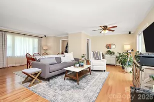 132 Vernon Dr, Davidson, NC 28036 - Photo 5
