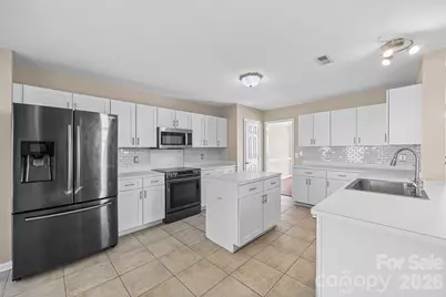 10425 Quiet Bay Court, Charlotte, NC 28278 - Photo 7