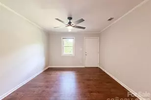 186 Jasmine Cir, Troutman, NC 28166 - Photo 7