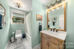 14 Locust St, Black Mountain, NC 28711 - Photo 27