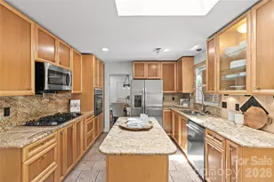 2700 Pencoyd Ln, Charlotte, NC 28210 - Photo 9