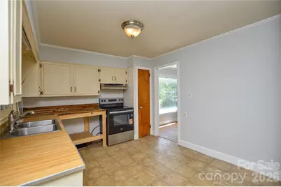 605 Gillsbrook Road, Lancaster, SC 29720 - Photo 9
