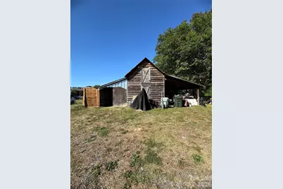 3227 Pleasant Plains Road, Matthews, NC 28105 - Photo 3