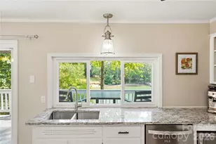 1113 Palmyra Dr, Tega Cay, SC 29708 - Photo 13