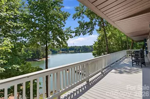 1113 Palmyra Dr, Tega Cay, SC 29708 - Photo 21