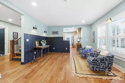 327 Campus Street, Charlotte, NC 28216 - Photo 9