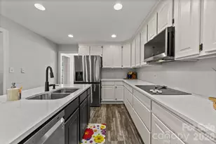 127 Fisher Farm Ct, China Grove, NC 28023 - Photo 3