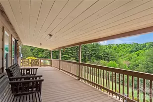 489 Buttons Ln, Sparta, NC 28675 - Photo 3