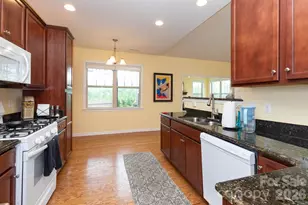 407 Bell Lily Dr, Weaverville, NC 28787 - Photo 7