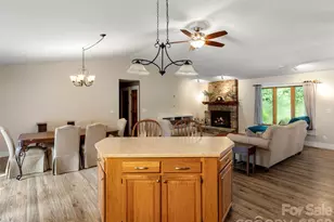 303 Brightwater Heights Dr, Hendersonville, NC 28791 - Photo 19