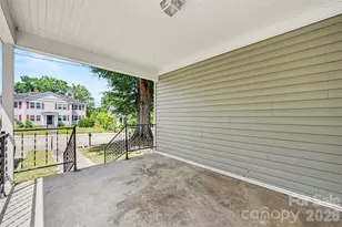 303 N White St, Lancaster, SC 29720 - Photo 3