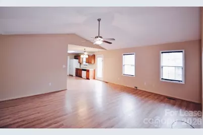 5139 Silver Tree Trail, Conover, NC 28613 - Photo 3