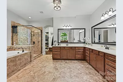 1044 Wessington Manor Lane, Fort Mill, SC 29715 - Photo 15