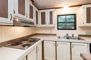 1010 Sharon Ridge Rd, Fairview, NC 28730 - Photo 21