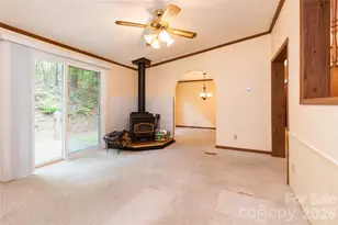 1010 Sharon Ridge Rd, Fairview, NC 28730 - Photo 9