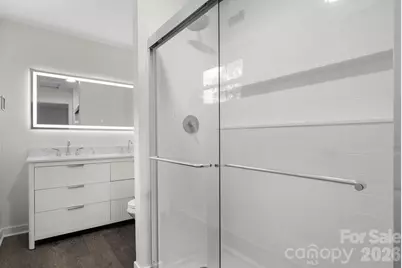 411 20th Avenue NE, Hickory, NC 28601 - Photo 19