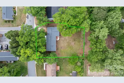 411 20th Avenue NE, Hickory, NC 28601 - Photo 25