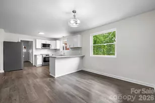 411 20th Ave NE, Hickory, NC 28601 - Photo 7