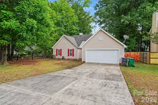 6312 Trysting Rd, Charlotte, NC 28227 - Photo 3