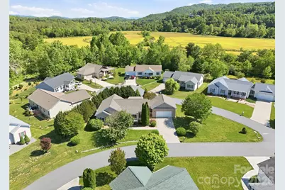 209 Beechnut Drive, Hendersonville, NC 28739 - Photo 39