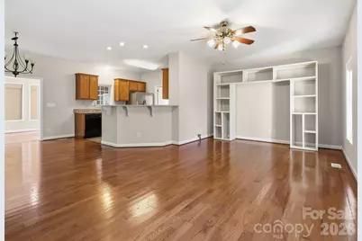 209 Beechnut Drive, Hendersonville, NC 28739 - Photo 5