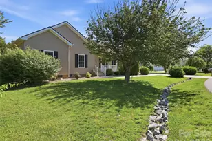 209 Beechnut Dr, Hendersonville, NC 28739 - Photo 35