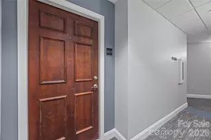 300 W 5th St, Charlotte, NC 28202 - Photo 3