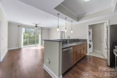 300 W 5th Street #809, Charlotte, NC 28202 - Photo 5