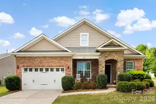 700 Wood Lily Dr, Belmont, NC 28012 - Photo 1