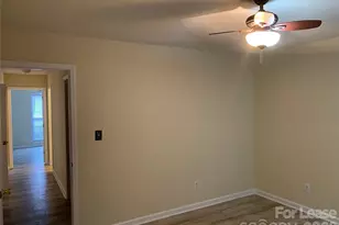 4319 Wynborough Ln, Charlotte, NC 28269 - Photo 23
