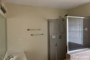 4319 Wynborough Ln, Charlotte, NC 28269 - Photo 15