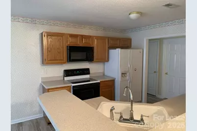 4319 Wynborough Lane, Charlotte, NC 28269 - Photo 3