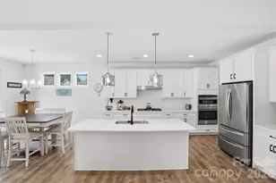7924 Creek Park Dr, Denver, NC 28037 - Photo 5