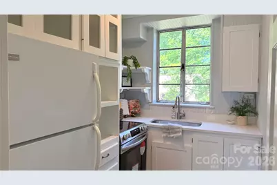 1121 Myrtle Avenue #15, Charlotte, NC 28203 - Photo 3