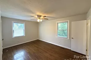 5710 Charing Pl, Charlotte, NC 28211 - Photo 11