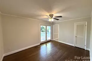 5710 Charing Pl, Charlotte, NC 28211 - Photo 9