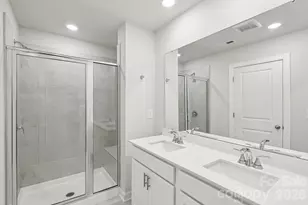 9044 Foggy Brook Loop, Charlotte, NC 28216 - Photo 15