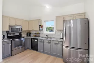 12025 Freshwell Rd, Charlotte, NC 28273 - Photo 13