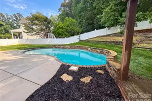 8702 Bell Song Ln, Huntersville, NC 28078 - Photo 17