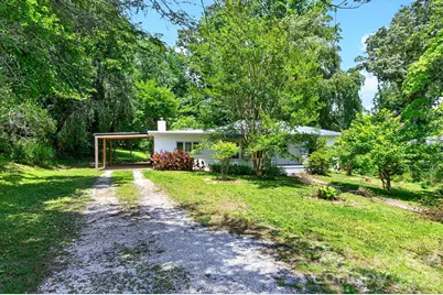 411 Hillcrest Circle, Hendersonville, NC 28792 - Photo 3