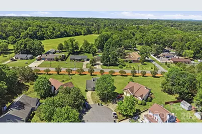 2726 Haversham Court, Charlotte, NC 28216 - Photo 37