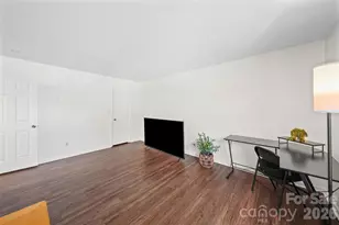 2726 Haversham Ct, Charlotte, NC 28216 - Photo 15
