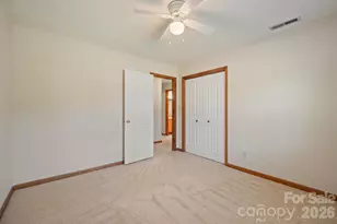 725 Sunridge Dr, Lincolnton, NC 28092 - Photo 25