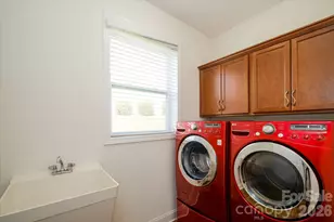 3743 Salvistrin St, Charlotte, NC 28214 - Photo 31